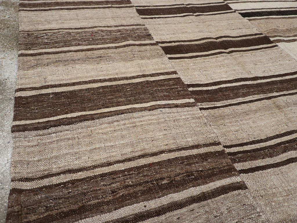 Vintage Persian Flatweave Kilim Accent Carpet, No.30662 - Gss