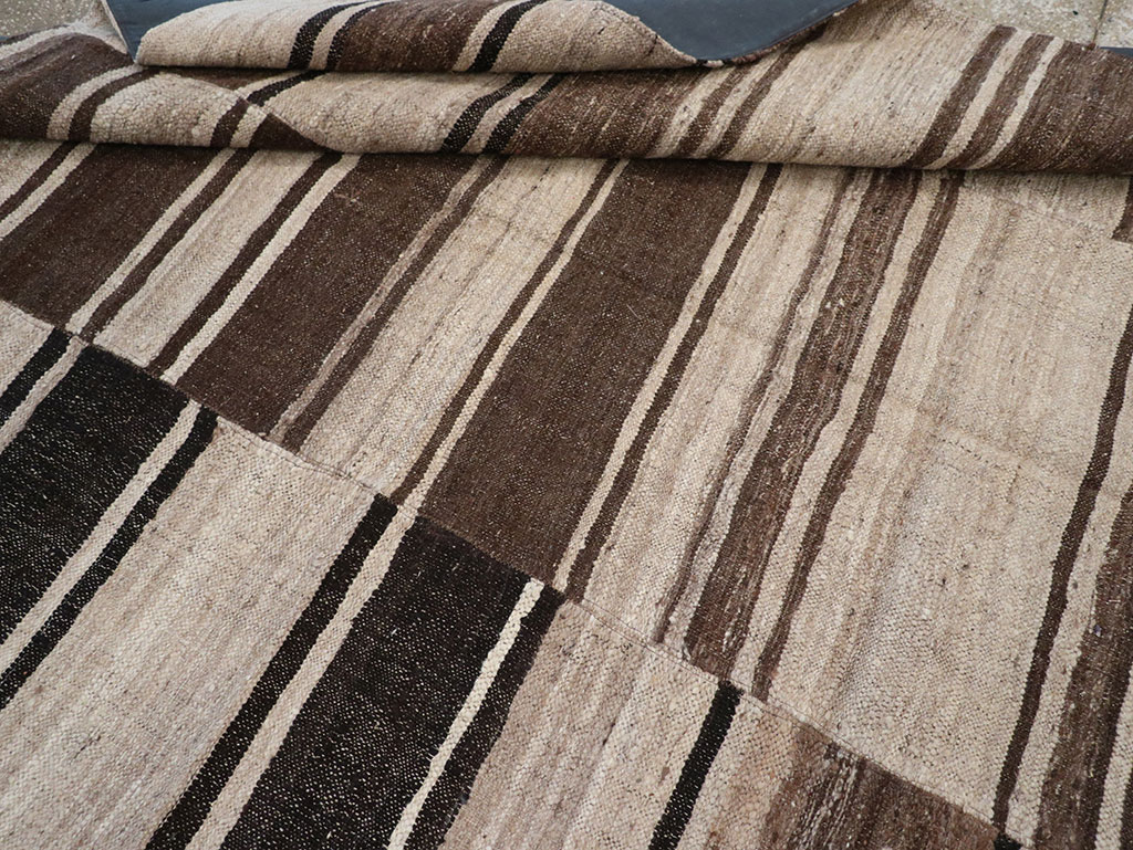 Vintage Persian Flatweave Kilim Accent Carpet, No.30662 - Gss