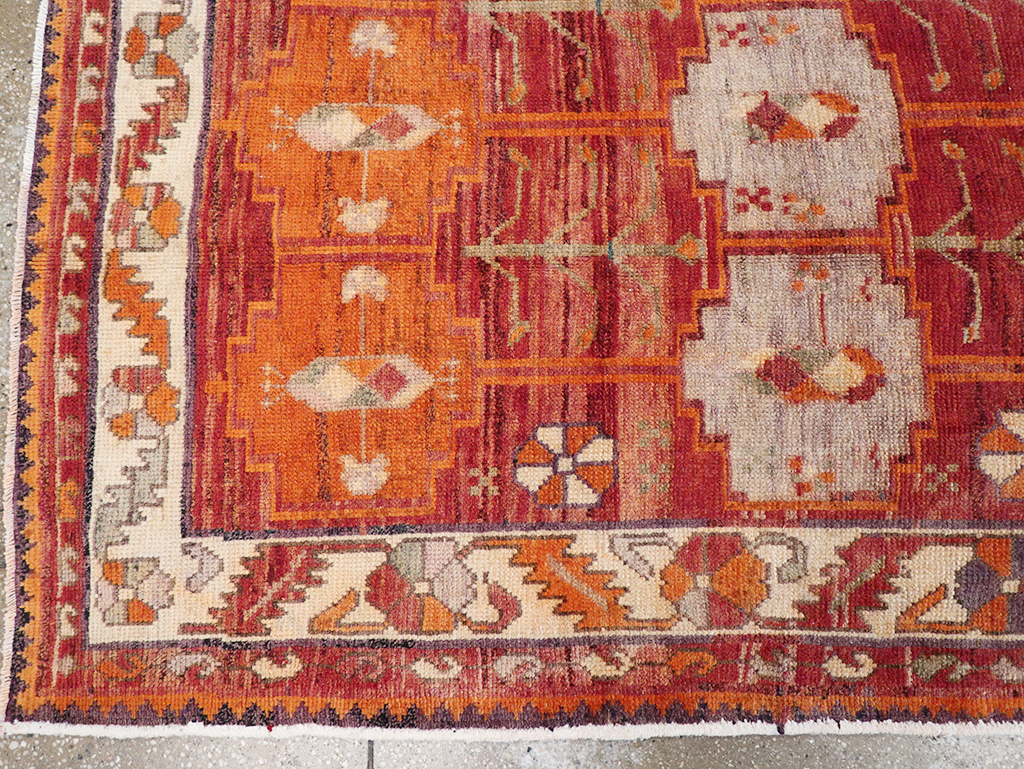 Vintage Persian Lori Gallery Rug, No.30664 - Gss