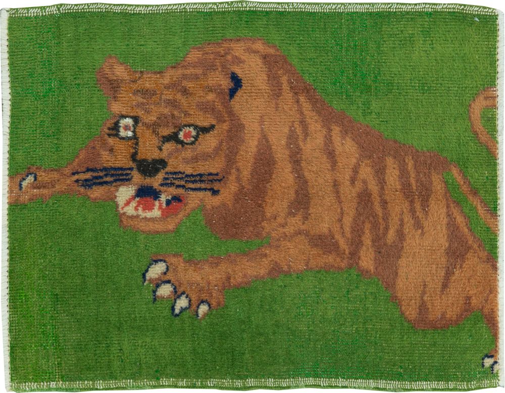 Vintage Turkish Anatolian Pictorial Throw Rug, No.30723 - Gss