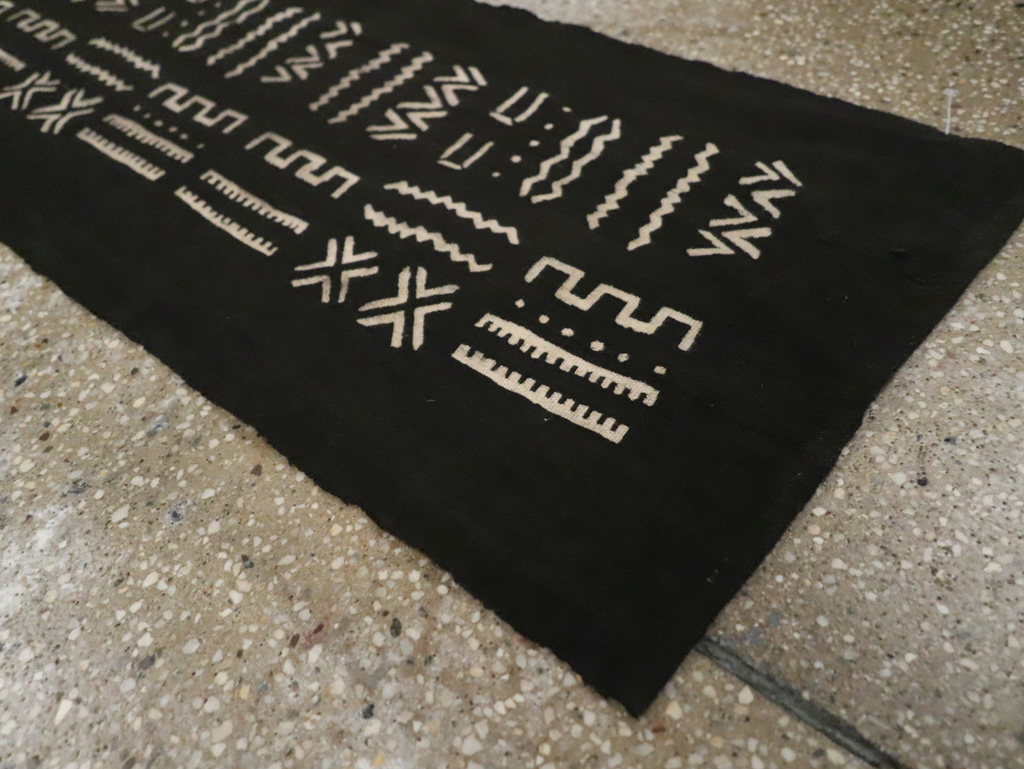 Vintage Indonesian Textile Runner, No.30726 - Gss