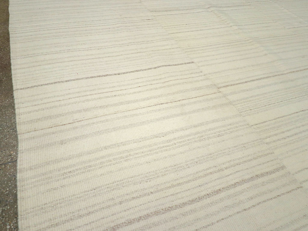 Modern Turkish Flatweave Room Size Carpet, No.30745 - Gss