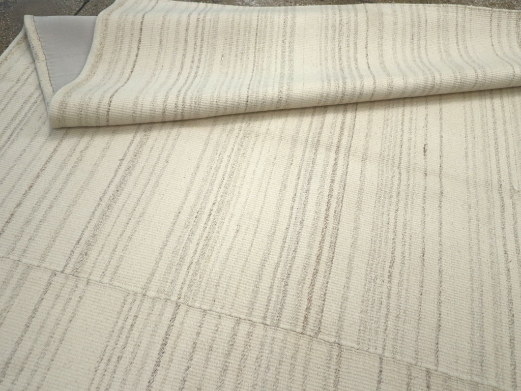 Modern Turkish Flatweave Room Size Carpet, No.30745 - Gss