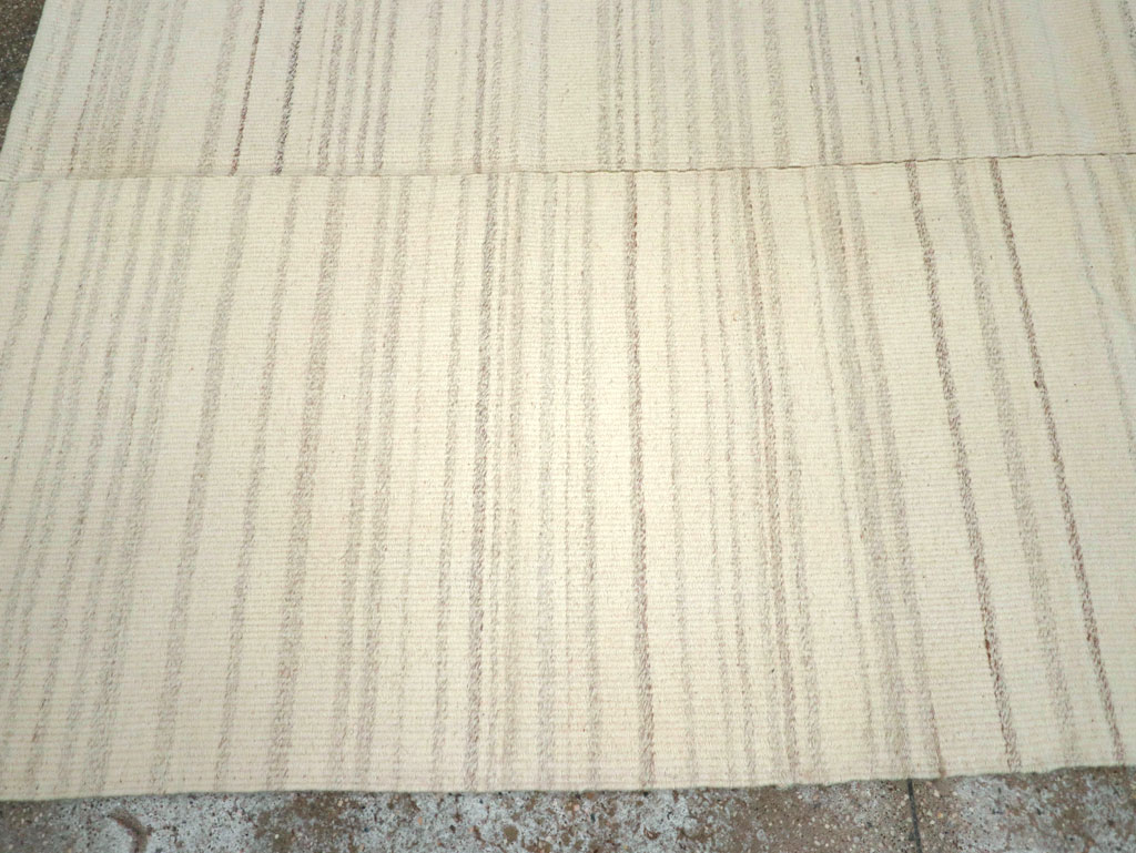 Modern Turkish Flatweave Small Room Size Carpet, No.30748 - Gss