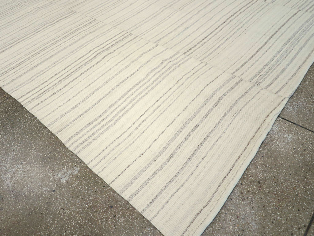 Modern Turkish Flatweave Room Size Carpet, No.30749 - Gss