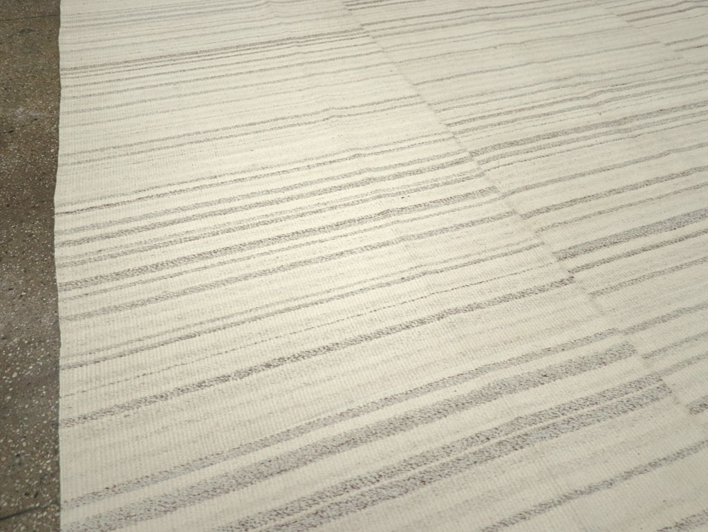 Modern Turkish Flatweave Room Size Carpet, No.30751 - Gss