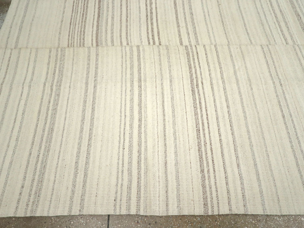 Modern Turkish Flatweave Room Size Carpet, No.30751 - Gss