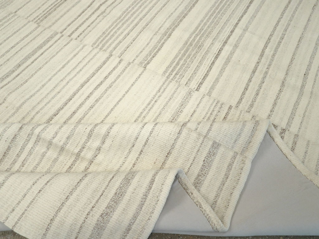 Modern Turkish Flatweave Room Size Carpet, No.30751 - Gss