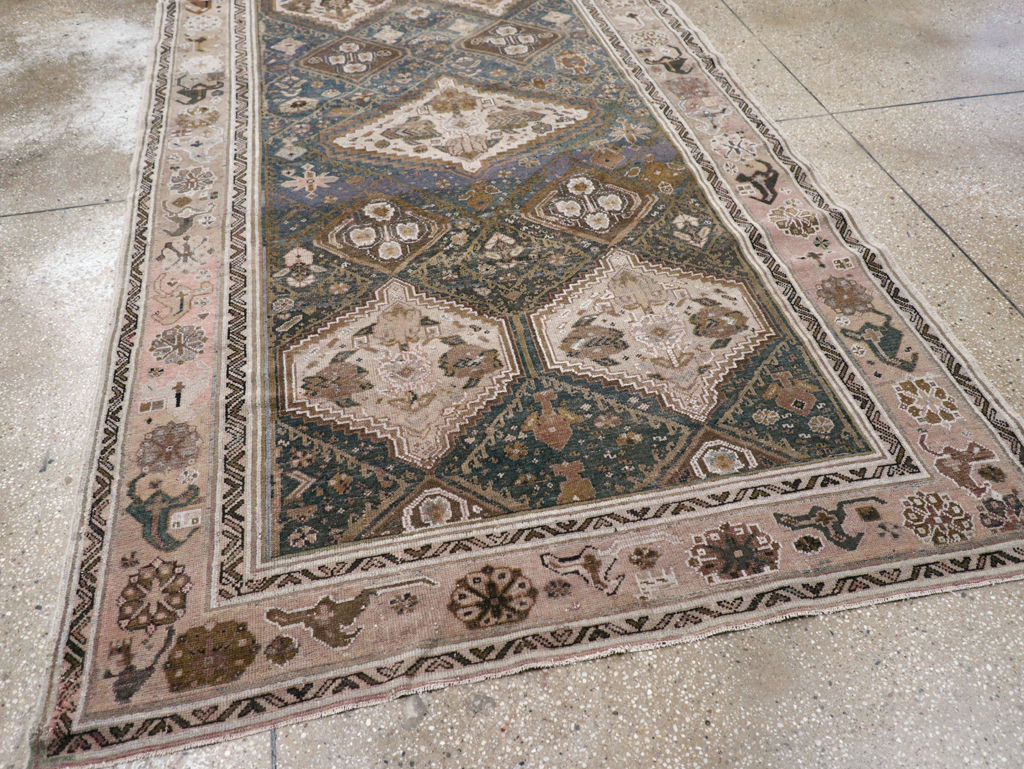 Antique Persian Malayer Gallery Carpet, No.30755 - Gss