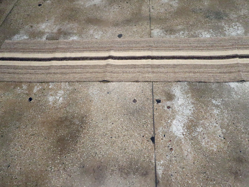 Modern Turkish Flatweave Kilim Runner, No.30769 - Gss