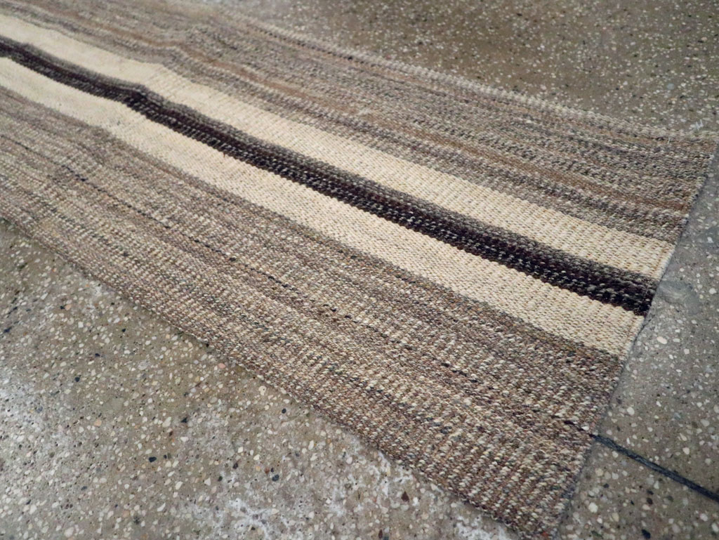 Modern Turkish Flatweave Kilim Runner, No.30769 - Gss