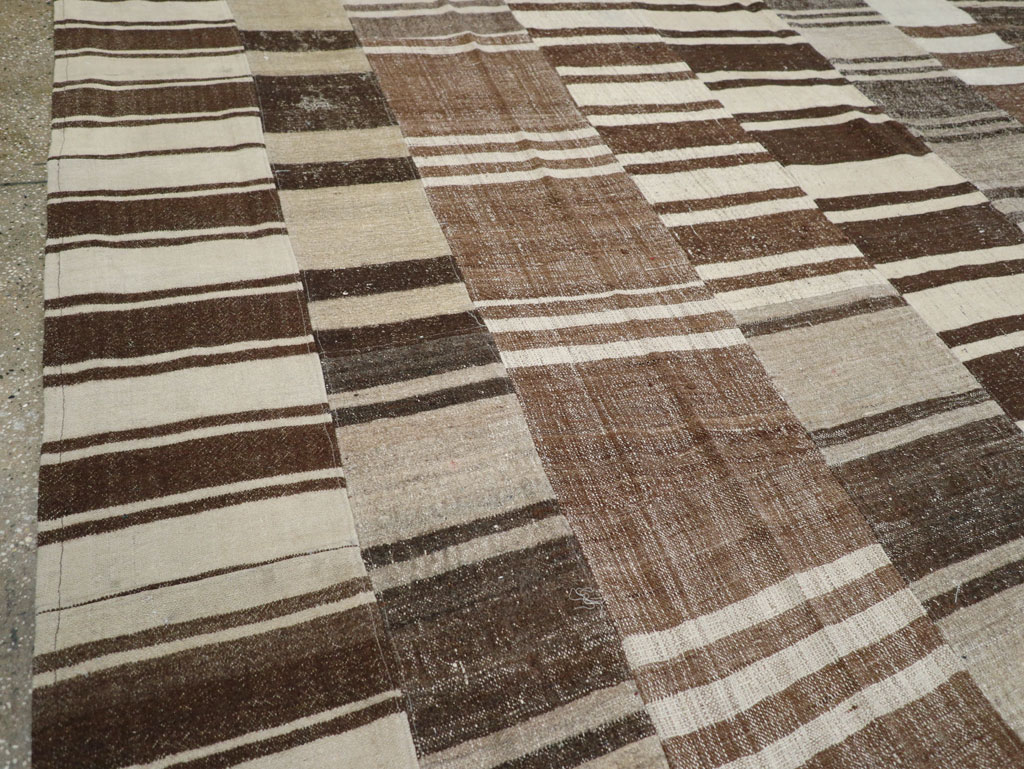 Modern Turkish Flatweave Room Size Carpet, No.30787 - Gss