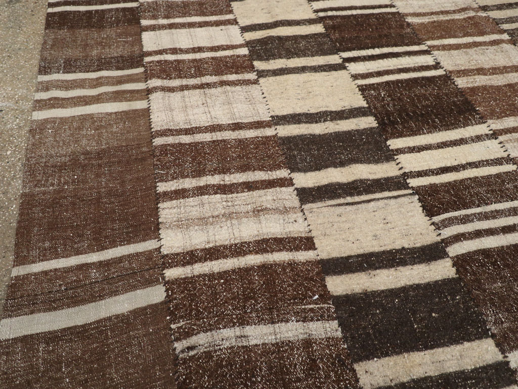 Modern Turkish Flatweave Room Size Carpet, No.30788 - Gss