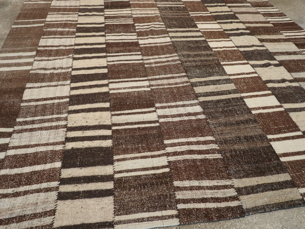 Modern Turkish Flatweave Room Size Carpet, No.30788 - Gss