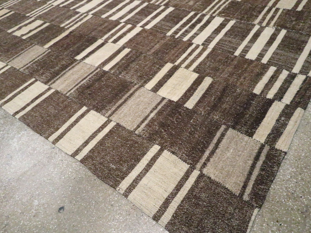 Modern Turkish Flatweave Kilim, No.30789 - Gss