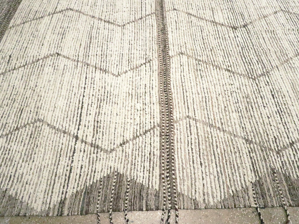 Moroccan Inspired Contemporary Turkish Large Room Size Carpet, No.30801 - Gss