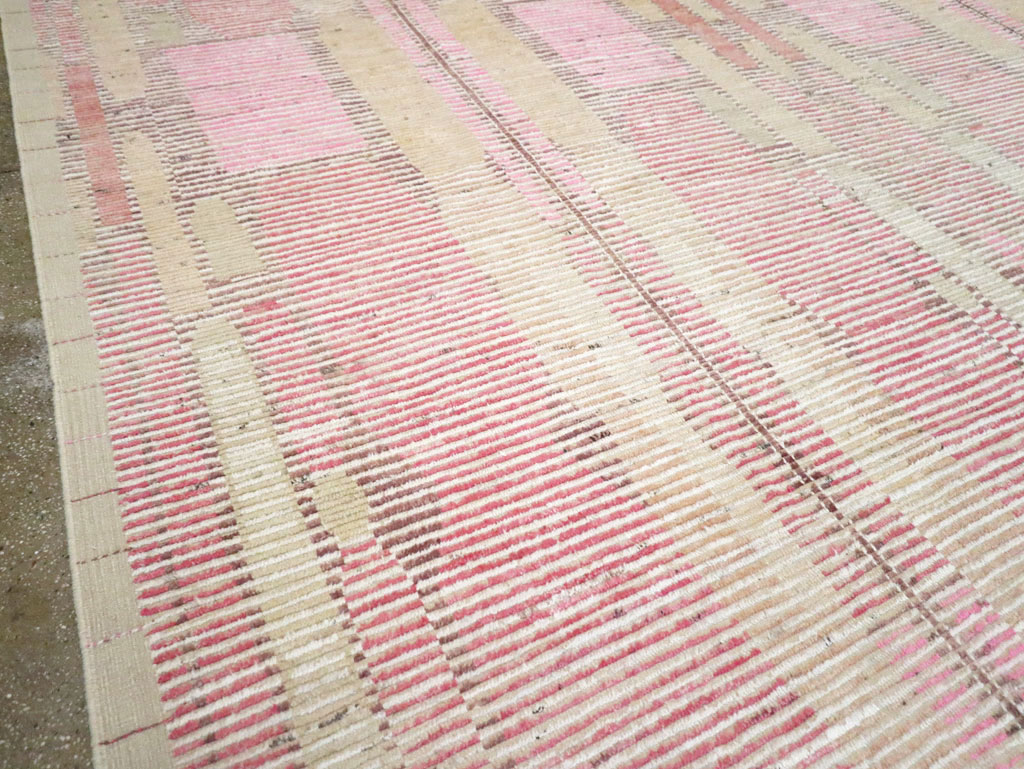 Modern Turkish Large Carpet, No.30809 - Gss