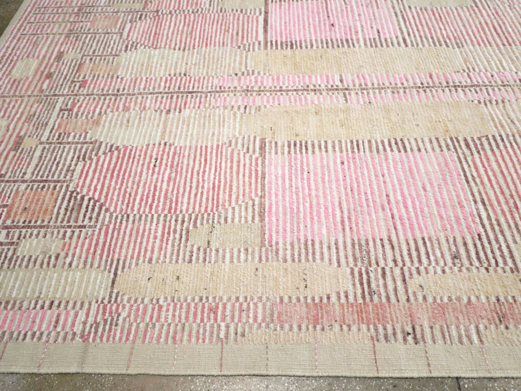 Modern Turkish Large Carpet, No.30809 - Gss