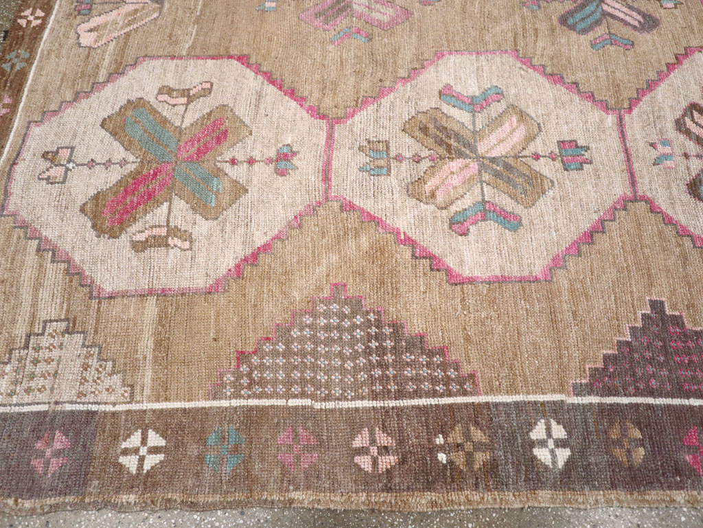 Vintage Turkish Anatolian Room Size Carpet, No.30816 - Gss