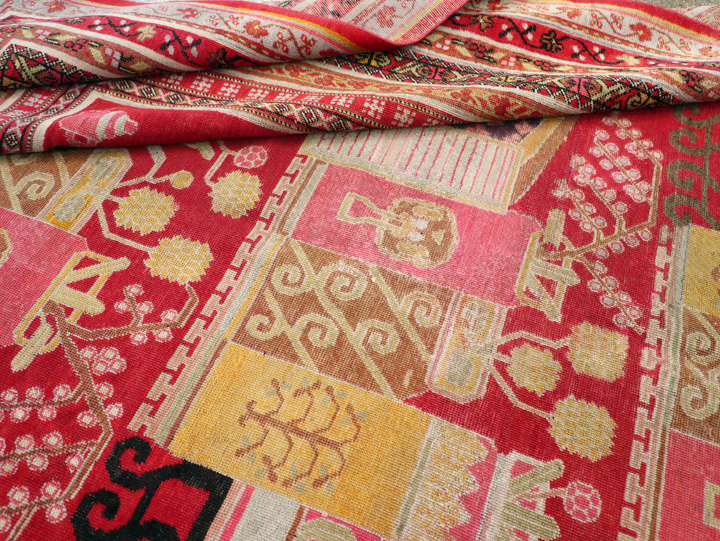 Antique East Turkestan Pictorial Vase Khotan Small Room Size Carpet, No.30818 - Gss