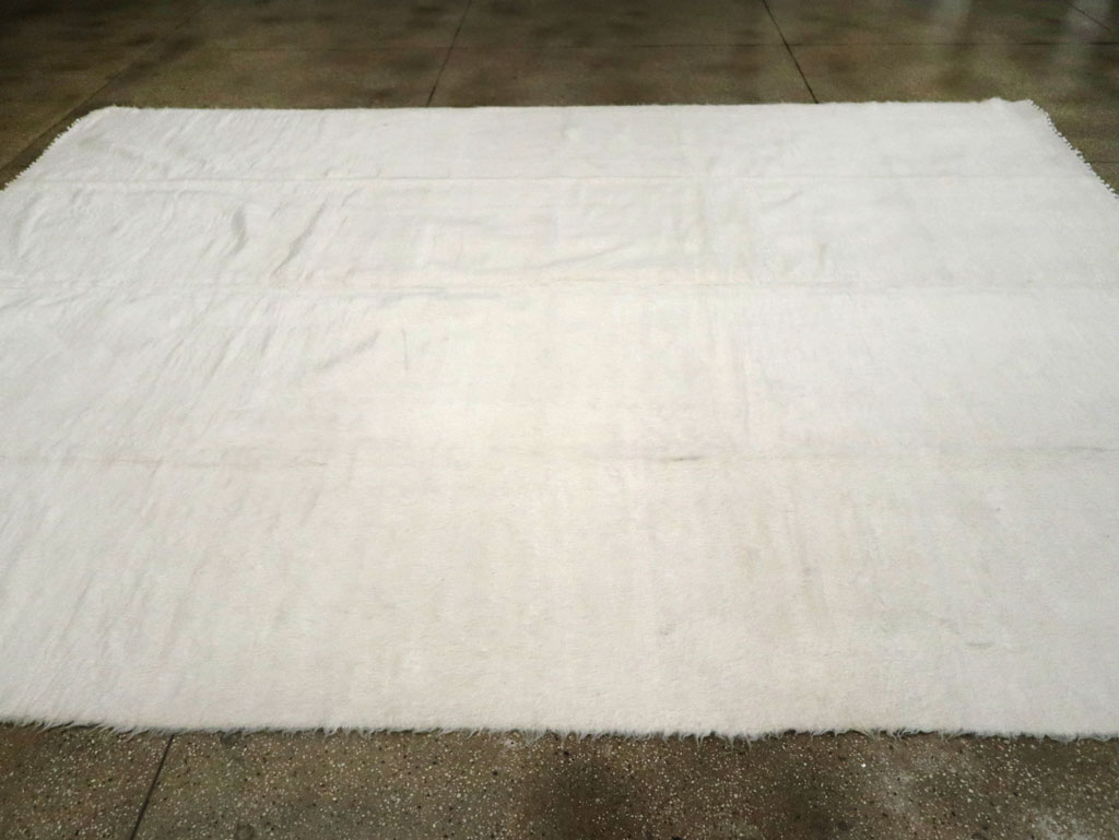 Contemporary Turkish Mohair Room Size Carpet, No.30822 - Gss