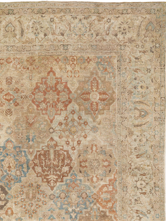 Antique Persian Tabriz Room Size Carpet, No.30840 - Gss