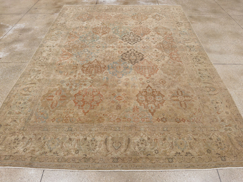Antique Persian Tabriz Room Size Carpet, No.30840 - Gss