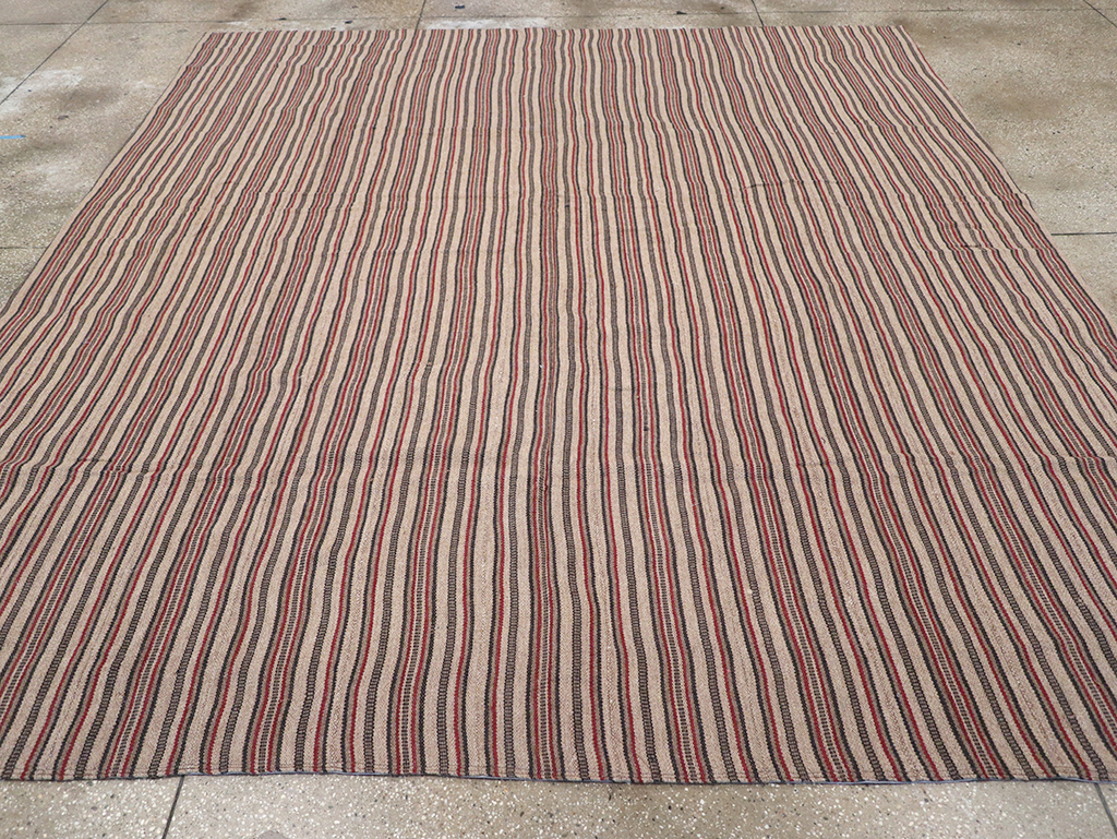 Vintage Persian Flatweave Kilim Room Size Carpet, No.30843 - Gss