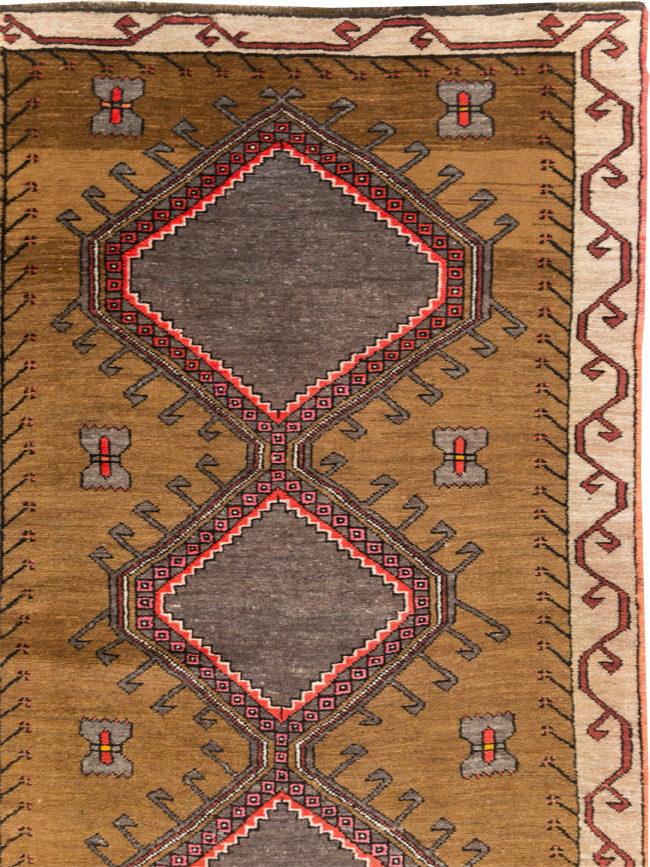 Vintage Turkish Anatolian Tribal Room Size Carpet, No.30851 - Gss