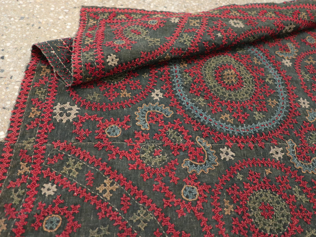 Vintage Central Asian Embroidered Suzani Textile, No.30858 - Gss