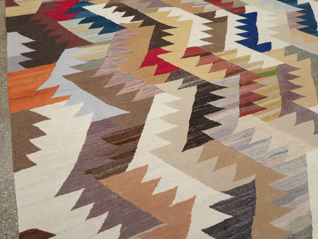 Contemporary Turkish Flatweave Kilim Room Size Carpet, No.30862 - Gss