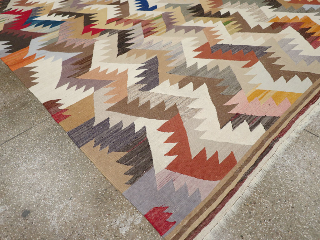 Contemporary Turkish Flatweave Kilim Room Size Carpet, No.30862 - Gss
