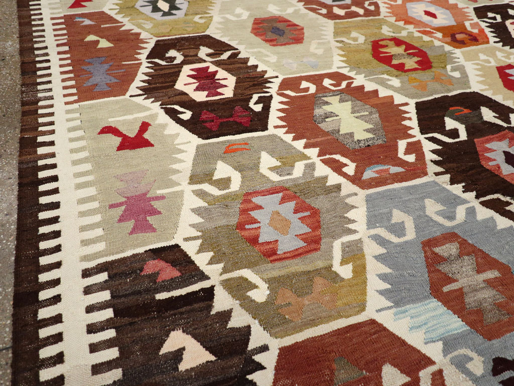 Contemporary Turkish Flatweave Kilim Room Size Carpet, No.30863 - Gss