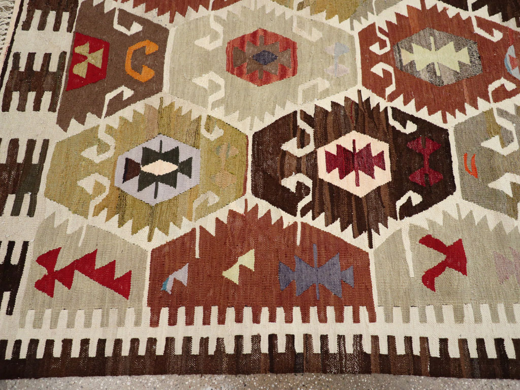 Contemporary Turkish Flatweave Kilim Room Size Carpet, No.30863 - Gss