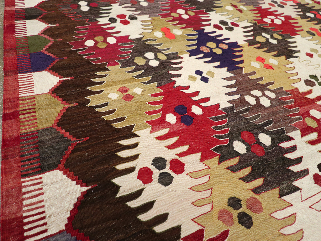 Contemporary Turkish Flatweave Kilim Small Room Size Carpet, No.30864 - Gss