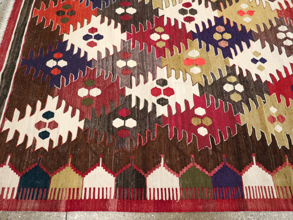 Contemporary Turkish Flatweave Kilim Small Room Size Carpet, No.30864 - Gss
