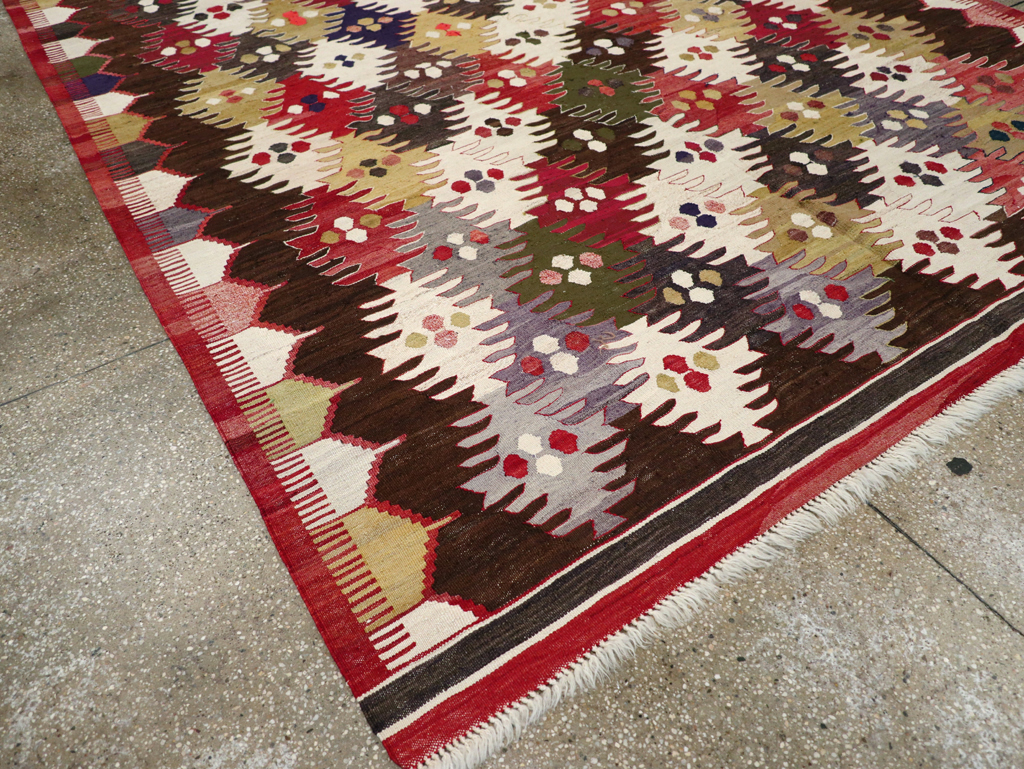 Contemporary Turkish Flatweave Kilim Small Room Size Carpet, No.30864 - Gss