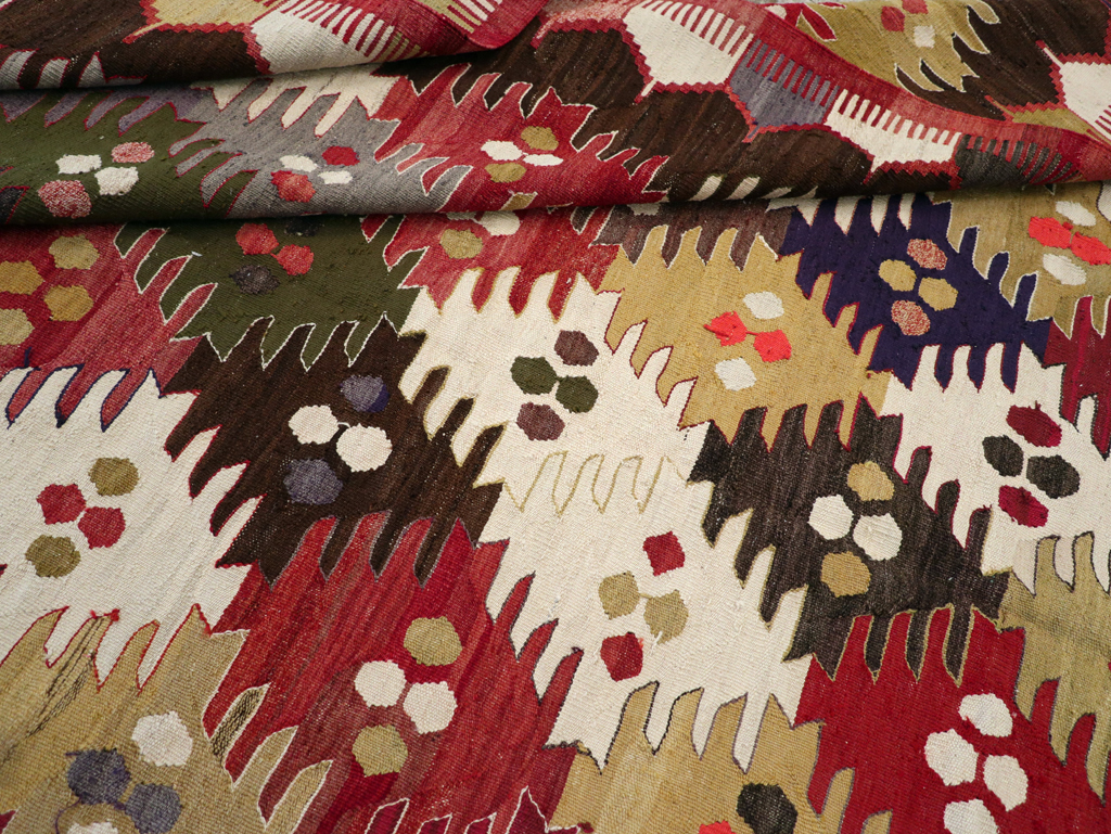 Contemporary Turkish Flatweave Kilim Small Room Size Carpet, No.30864 - Gss