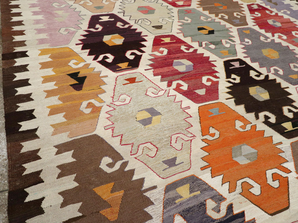 Contemporary Turkish Flatweave Kilim Room Size Carpet, No.30865 - Gss