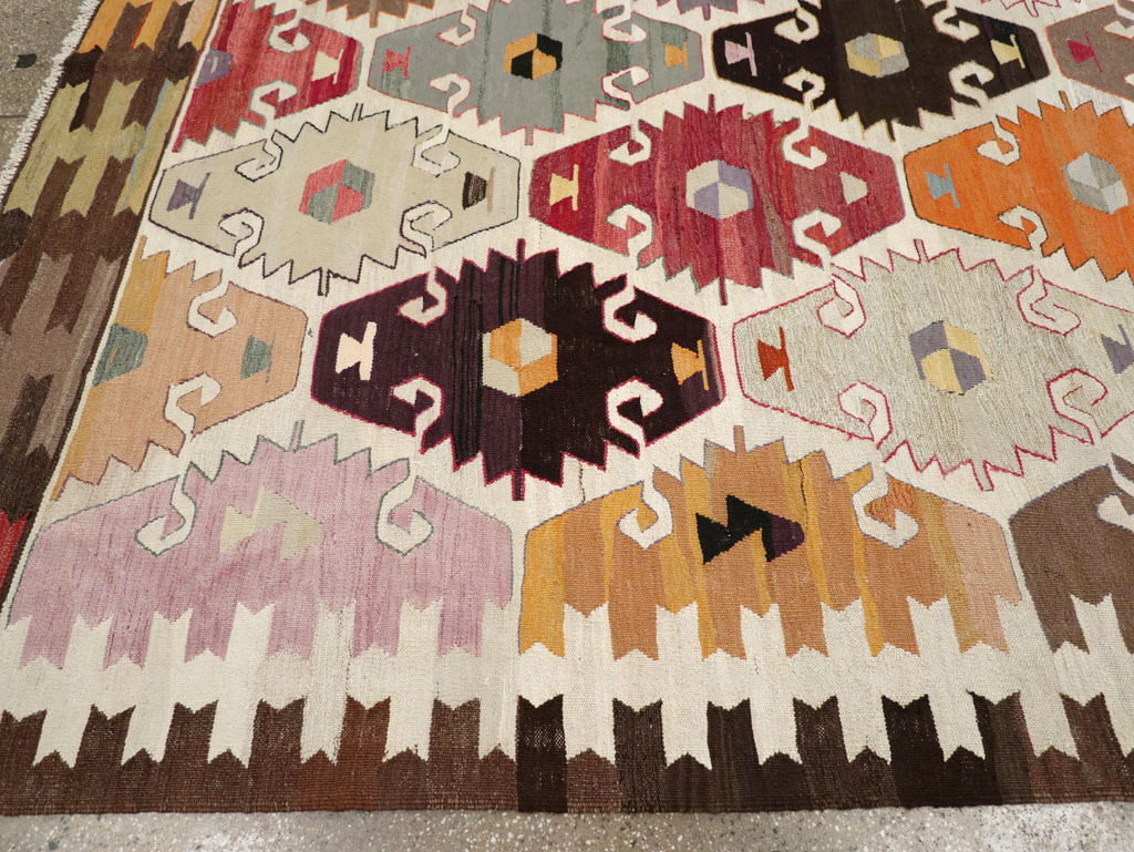 Contemporary Turkish Flatweave Kilim Room Size Carpet, No.30865 - Gss