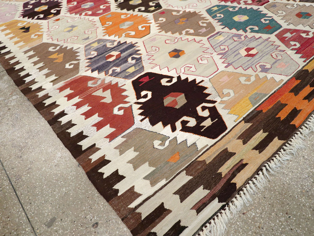 Contemporary Turkish Flatweave Kilim Room Size Carpet, No.30865 - Gss