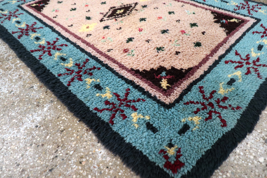 Vintage European Shag Rug, No.30874 - Gss