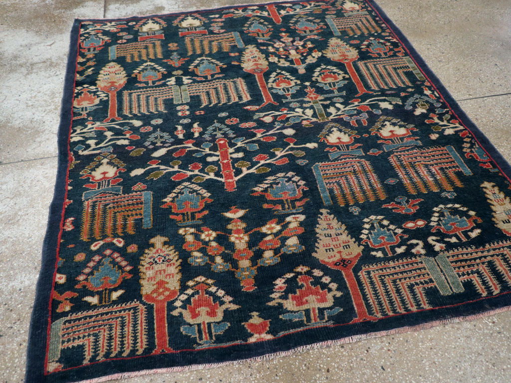 Antique Persian Sultanabad Rug, No.30879 - Gss