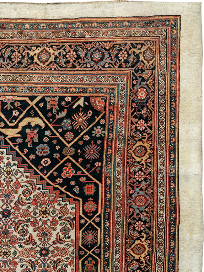 Antique Persian Bidjar Accent Carpet, No.30911 - Gss