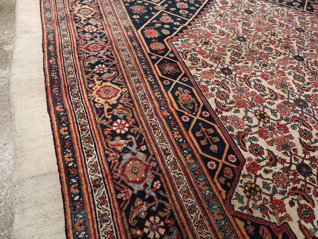Antique Persian Bidjar Accent Carpet, No.30911 - Gss