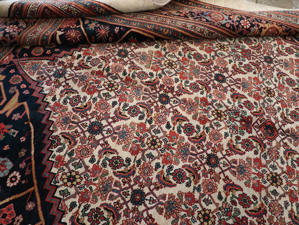 Antique Persian Bidjar Accent Carpet, No.30911 - Gss