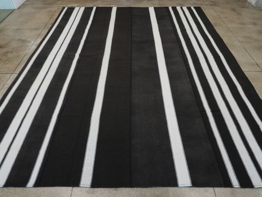 Modern Turkish Flatweave Kilim Large Room Size Carpet, No.30915 - Gss