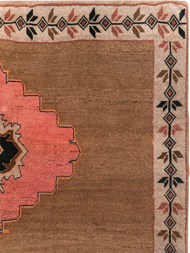 Vintage Turkish Anatolian Room Size Carpet, No.30919 - Gss