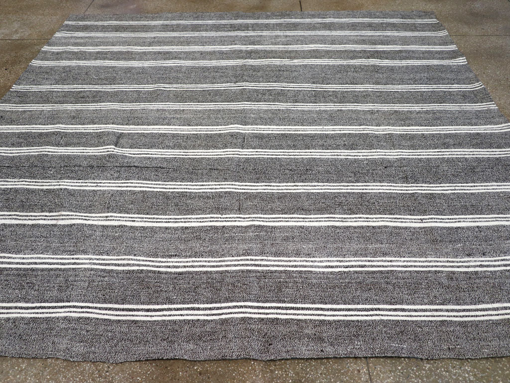 Vintage Turkish Flatweave Kilim Small Room Size Carpet, No.30925 - Gss