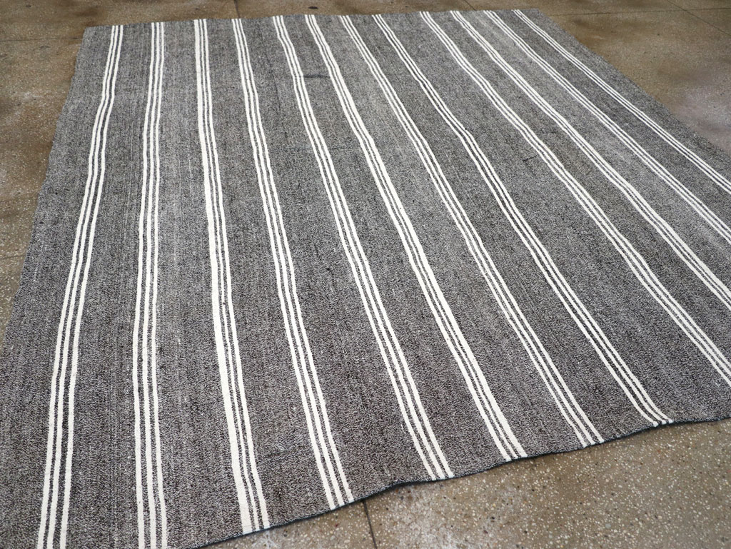 Vintage Turkish Flatweave Kilim Small Room Size Carpet, No.30925 - Gss